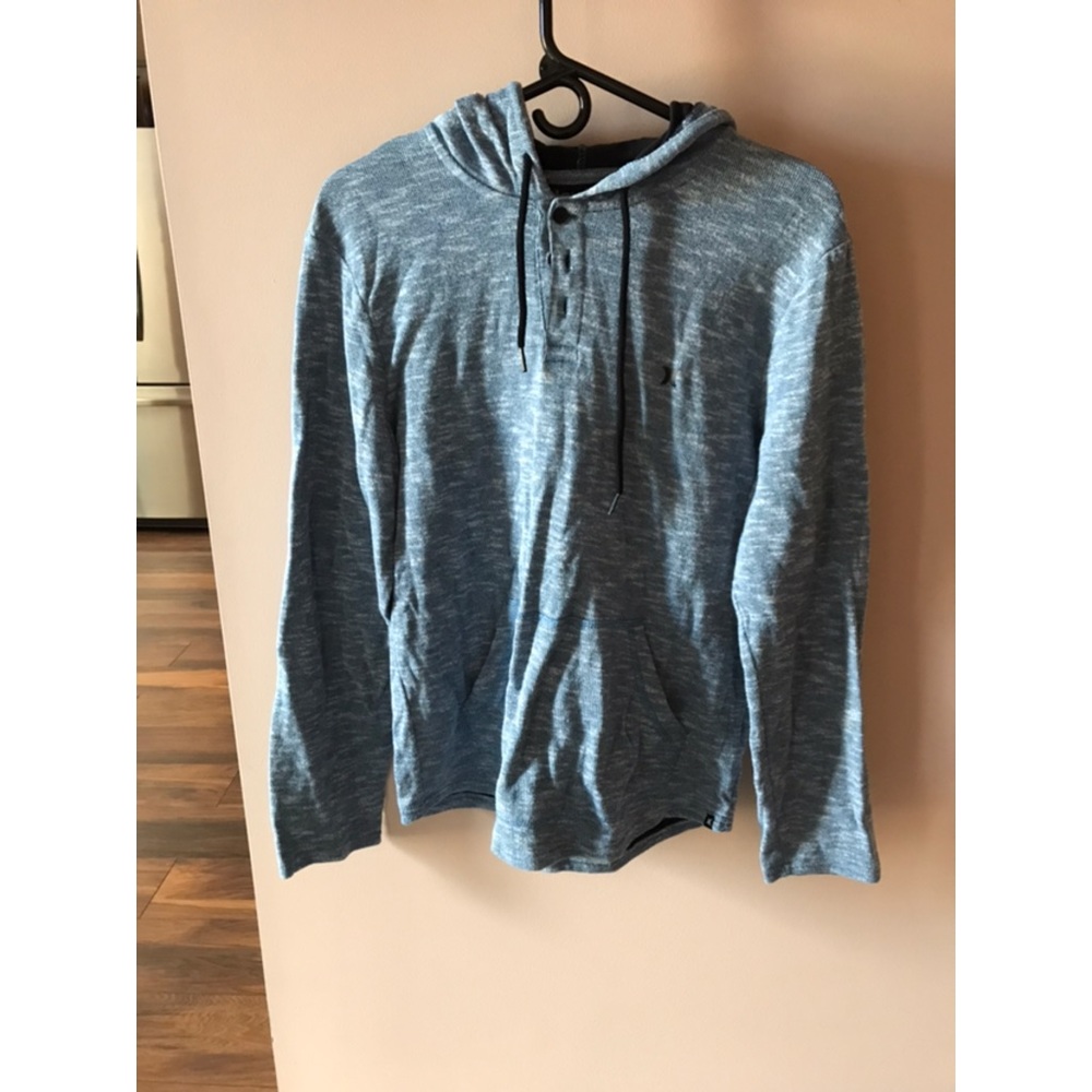 Hurley sweater
